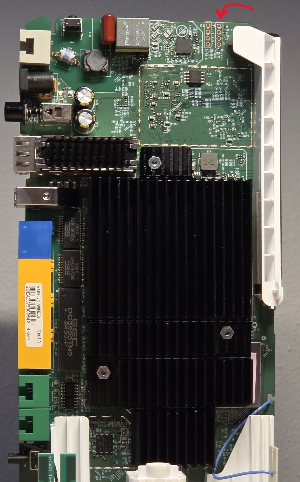 PCB del VX830v con pin TTL